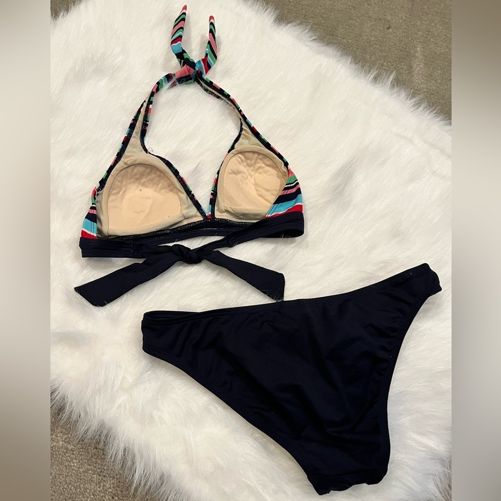 Bikini 👙 - Picture 4 of 4